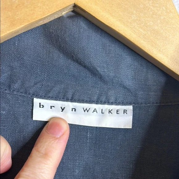 bryn Walker 100% linen Blue Casual Button Down Shirt - Picture 2 of 6